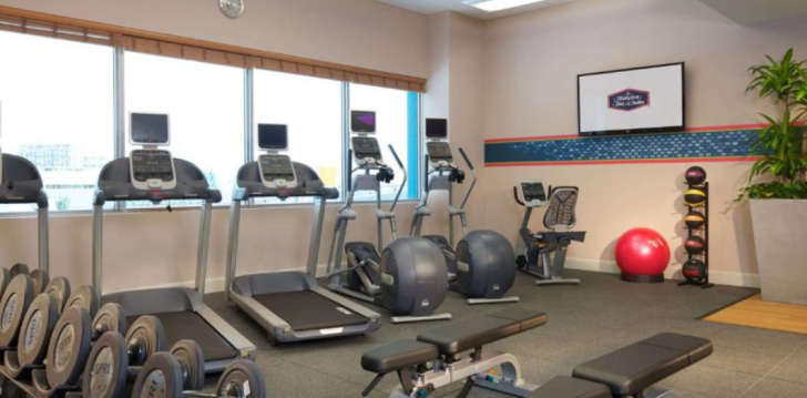 Dodieties aizraujošā piedzīvojumā uz Maiami un izbaudiet atpūtu 2* viesnīcā HAMPTON INN SUITES MIAMI DOWNTOWN! 20
