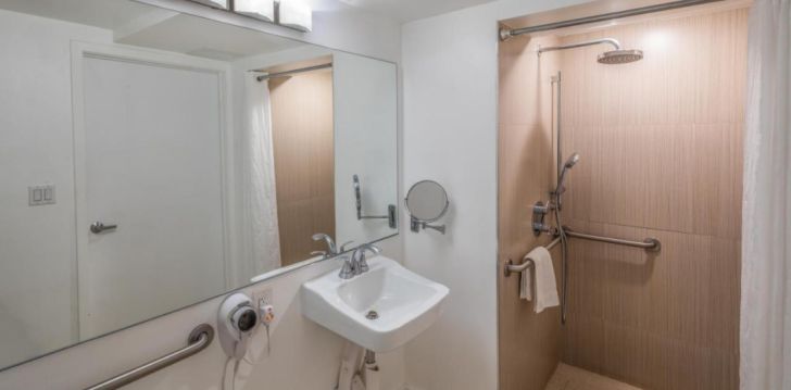 Siltuma un saules piepildīts Maiami un atpūta 3* viesnīcā PRESIDENT VILLA! 32