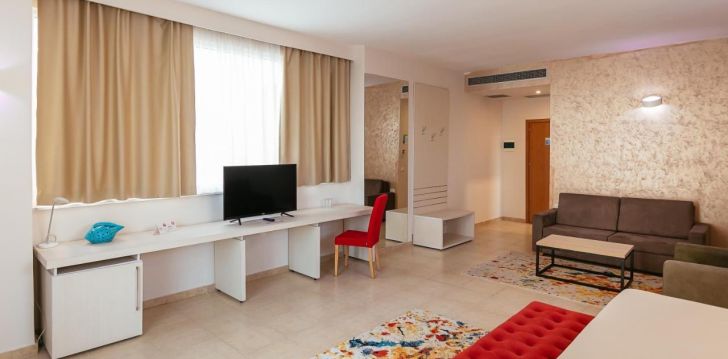 Izbaudiet mierpilnu atpūtu 150m no jūras 4* HORIZONT viesnīcā Durresā, Albānijā! 6