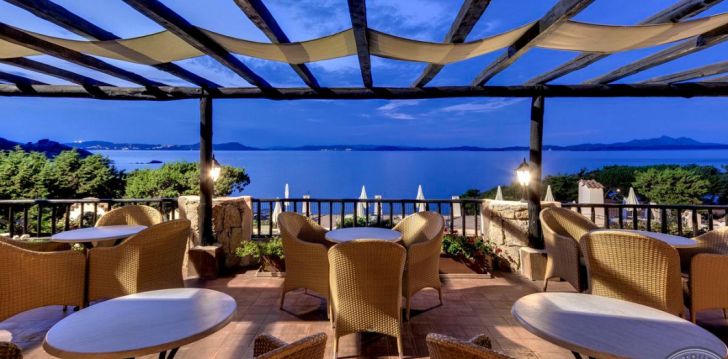 Atpūtieties Sardīnijas salas ziemeļos 4* GRAND HOTEL SMERALDO BEACH viesnīcā! 18