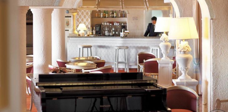 Atpūtieties Sardīnijas salas ziemeļos 4* GRAND HOTEL SMERALDO BEACH viesnīcā! 19
