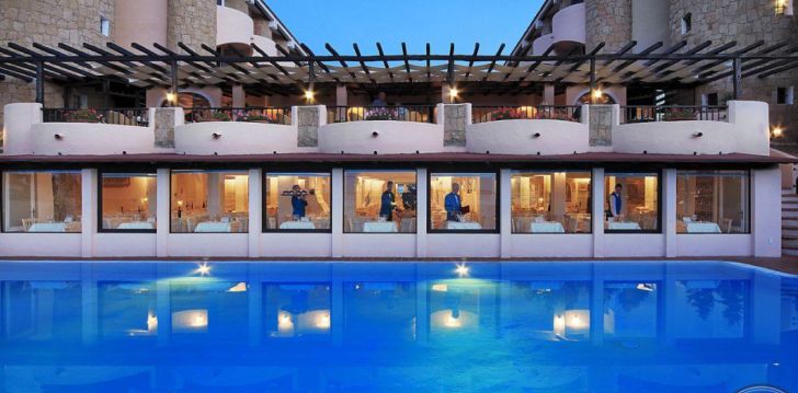 Atpūtieties Sardīnijas salas ziemeļos 4* GRAND HOTEL SMERALDO BEACH viesnīcā! 28