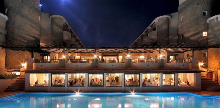 Atpūtieties Sardīnijas salas ziemeļos 4* GRAND HOTEL SMERALDO BEACH viesnīcā! 30