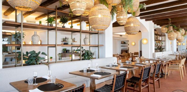 Izsmalcināta atpūta Sardīnijas ziemeļos 5* MANGIA'S SANTA TERESA viesnīcā! 30