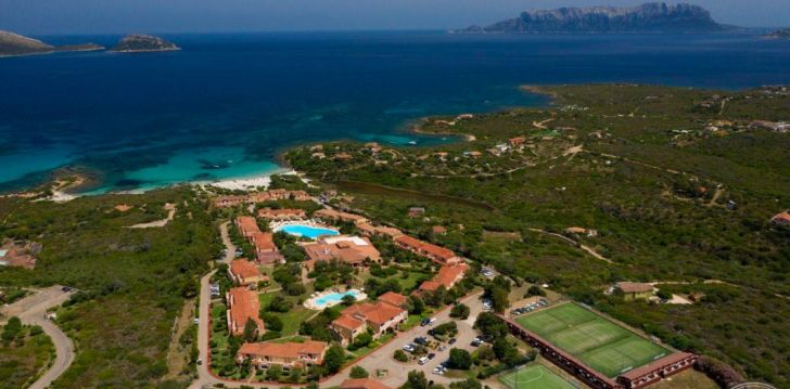 Saulaina atpūta Sardīnijā, netālu no Olbijas, 4* VOI COLONNA VILLAGE viesnīcā! 26