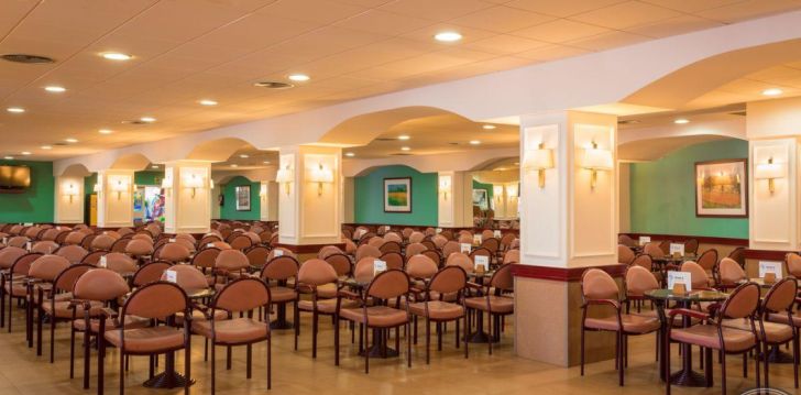 Ceļojums uz Spāniju – 4* viesnīcā H TOP ROYAL STAR LLORET! 7