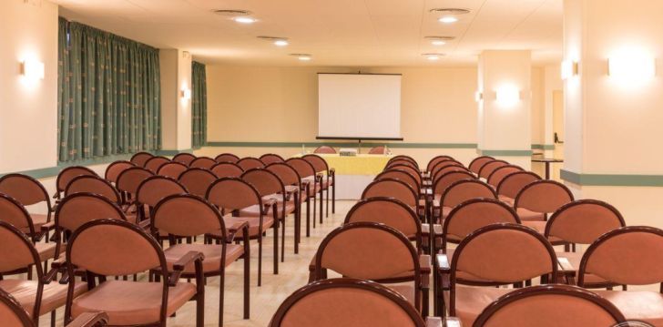 Ceļojums uz Spāniju – 4* viesnīcā H TOP ROYAL STAR LLORET! 16