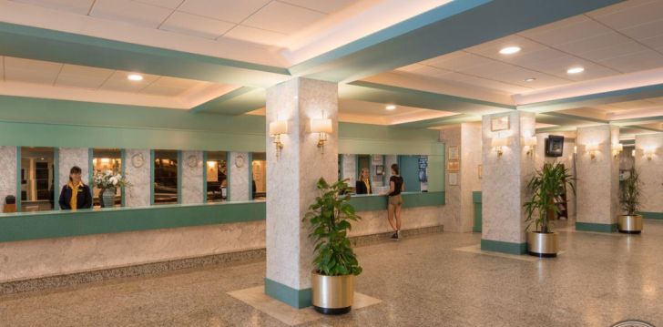 Ceļojums uz Spāniju – 4* viesnīcā H TOP ROYAL STAR LLORET! 22