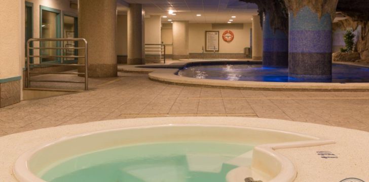 Ceļojums uz Spāniju – 4* viesnīcā H TOP ROYAL STAR LLORET! 29