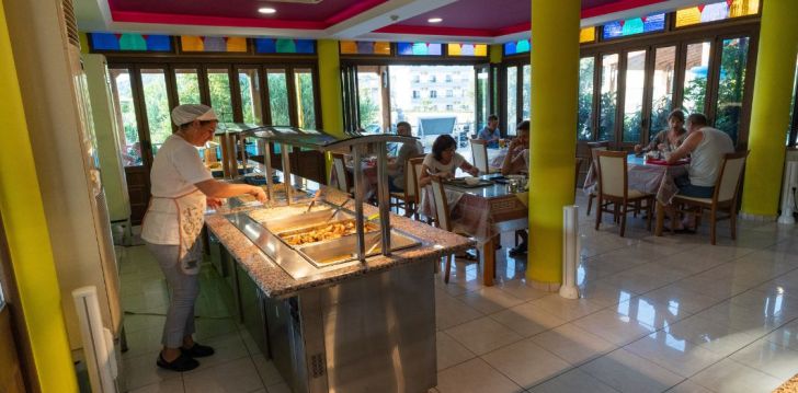 GRECIAN FANTASIA RESORT 2* - ekonomiska un izdevīga atpūtu netālu no pludmales Rodas salā, Grieķijā! 7