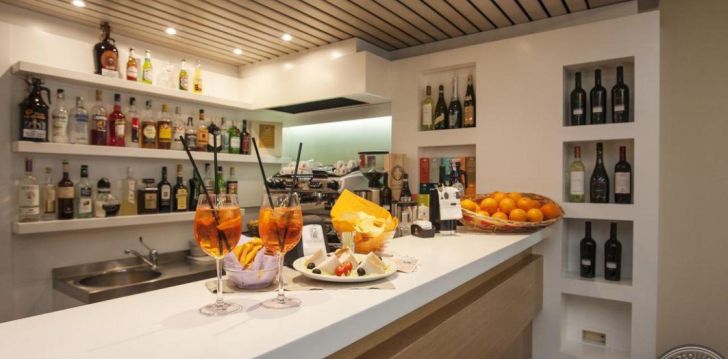 Brīnišķīga atpūta Sardīnijā, Kaljāri, 3* BEST WESTERN HOTEL RESIDENCE ITALIA viesnīcā! 11