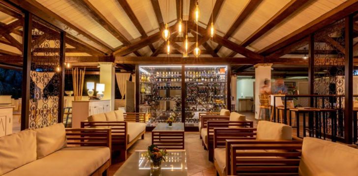 Ienirstiet sapņu brīvdienās Sardīnijas dienvidos 4* viesnīcā COSTA DEI FIORI! 4
