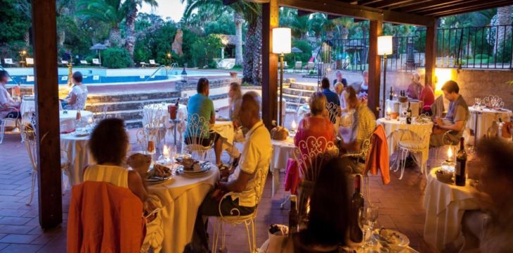 Ienirstiet sapņu brīvdienās Sardīnijas dienvidos 4* viesnīcā COSTA DEI FIORI! 18