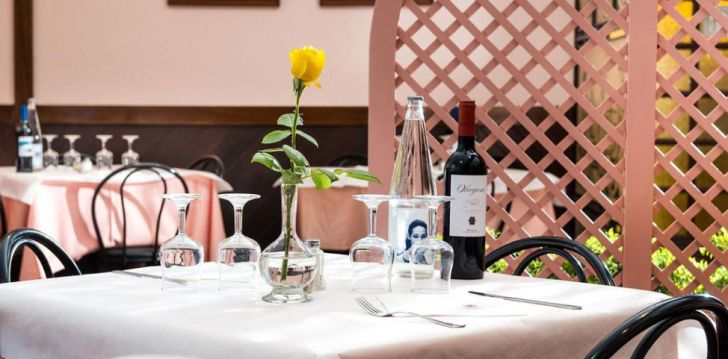 Ceļojums uz Spāniju – 3* viesnīcā GUITART ROSA (Adults Only)! 16