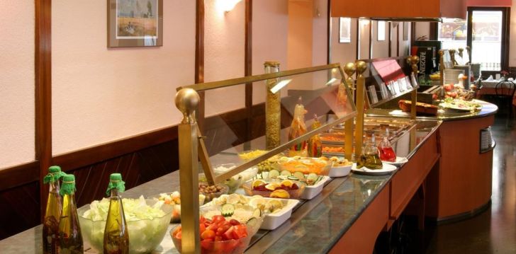 Ceļojums uz Spāniju – 3* viesnīcā GUITART ROSA (Adults Only)! 18