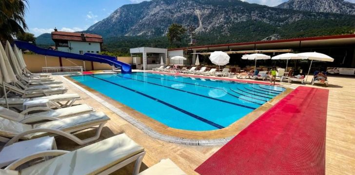 Ceļojums uz Turciju – kalnu ieskauto viesnīcu CASTLE PARK HOTEL! 1