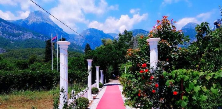 Ceļojums uz Turciju – kalnu ieskauto viesnīcu CASTLE PARK HOTEL! 7
