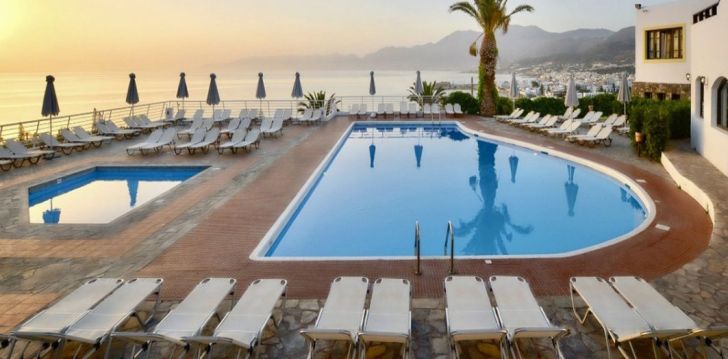 Atpūta ar skatu uz jūru 4* HERSONISSOS VILLAGE HOTEL & BUNGALOWS viesnīcā Grieķijā! 1