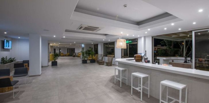 Atpūta Kiprā – 4* viesnīcā NARCISSOS WATERPARK! 11