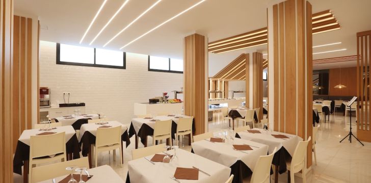 Ceļojums uz Spāniju – 3* viesnīcā HOTEL BRASIL! 20