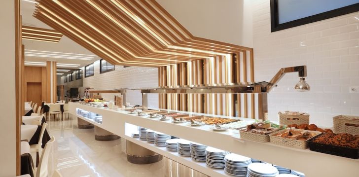 Ceļojums uz Spāniju – 3* viesnīcā HOTEL BRASIL! 27