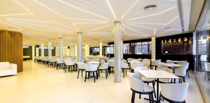 Ceļojums uz Spāniju – 4* viesnīcā HOTEL CARLOS I! 28