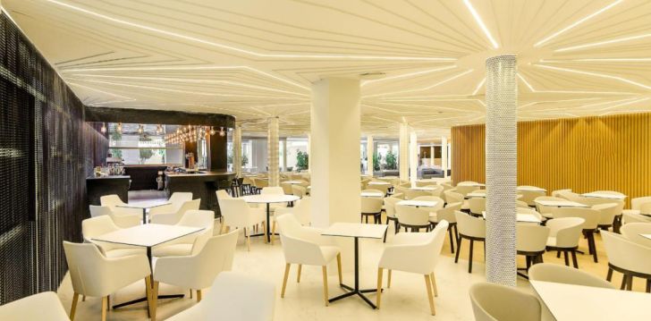 Ceļojums uz Spāniju – 4* viesnīcā HOTEL CARLOS I! 29