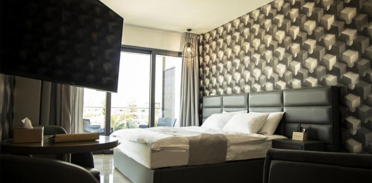 Atpūta Kiprā – 3* viesnīcā JIMMY'S SUITES! 3
