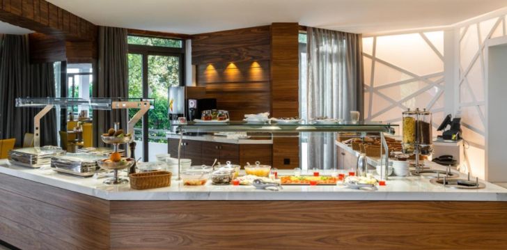 Atpūta Grieķijā – 3* viesnīcā HOTEL POSEIDON! 9