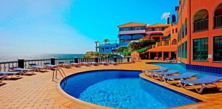 ROYAL ORCHID 4* - kvalitatīva viesnīca ar plašām atpūtas iespējām Madeirā! 2