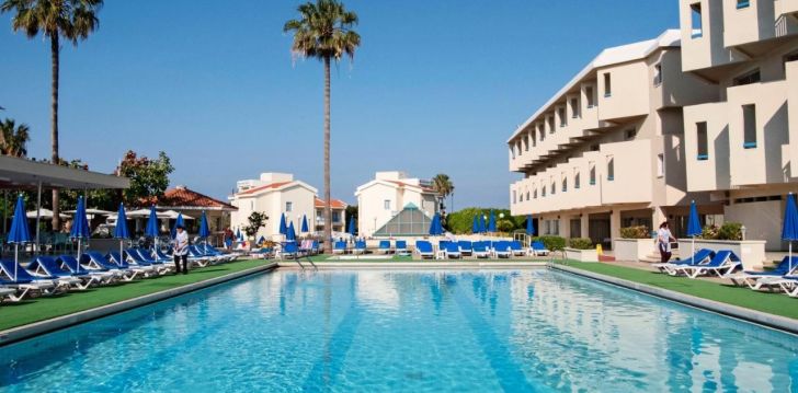Lieliska atpūta 3* KISSOS HOTEL netālu no Pafosas, Kiprā! 1