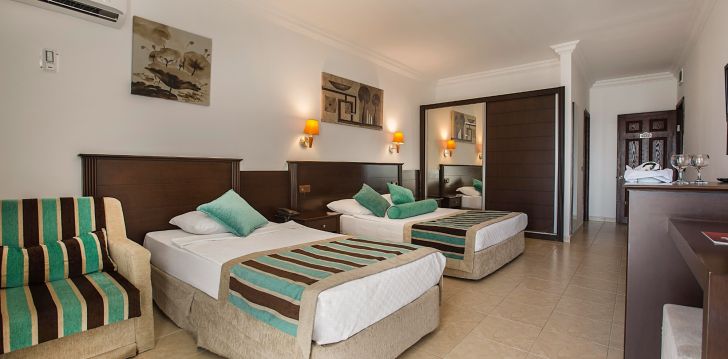 Baudiet sauli un jūru Turcijā 4* KLEOPATRA ROYAL PALM HOTEL viesnīcā! 3
