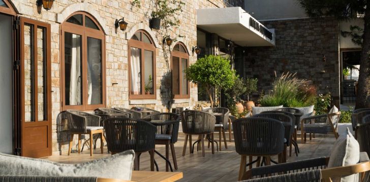 Romantiska atpūta 3* MALIA HOLIDAYS viesnīcā Krētā! 2