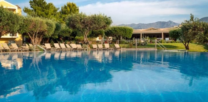 Atpūta Grieķijā – 4* viesnīcā MAREBLUE BEACH RESORT! 15
