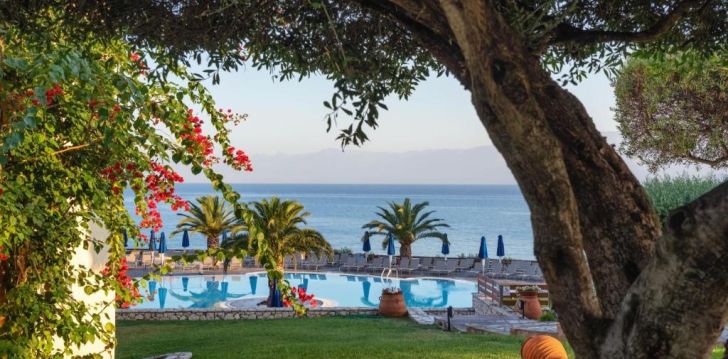 Atpūta Grieķijā – 4* viesnīcā MAREBLUE BEACH RESORT! 32