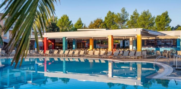 Atpūta Grieķijā – 4* viesnīcā MAREBLUE BEACH RESORT! 25