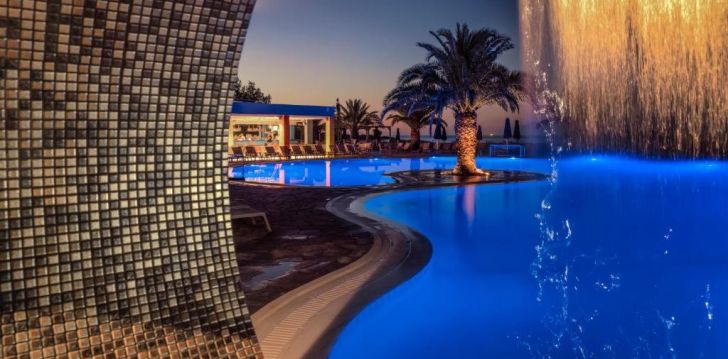 Atpūta Grieķijā – 4* viesnīcā MAREBLUE BEACH RESORT! 27
