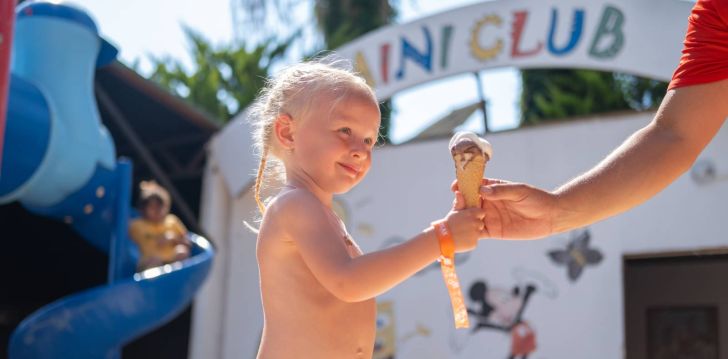 Jautra ģimenes atpūta Turcijā, 5-zvaigžņu viesnīcā SCYLAX FAMILY CLUB! 12