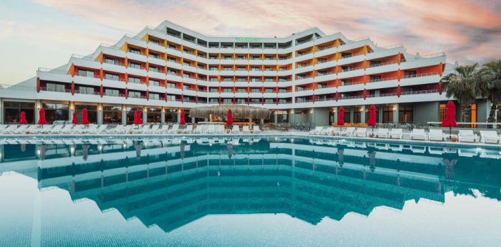 Lieliskas ģimenes atvaļinājums Sīdē, 5-zvaigžņu viesnīcā MEGASARAY RESORT SIDE! 1