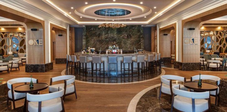 Tiem, kas alkst absolūtas greznības – VIP klases 5* REGNUM CARYA 25
