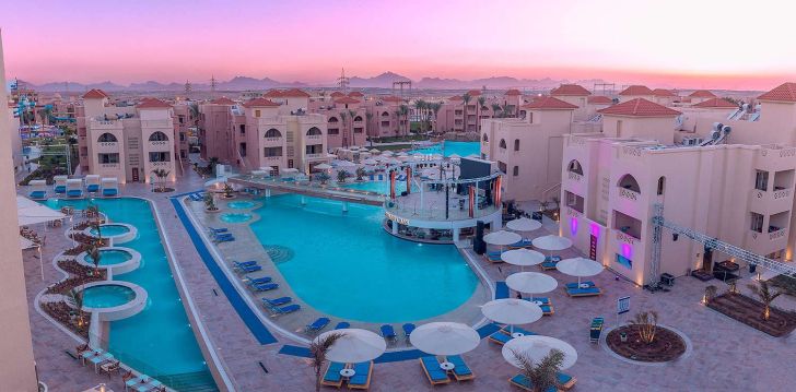 Brīvdienas augsti vērtētajā 4* PICKALBATROS AQUA BLU RESORT Hurgadā, Ēģiptē! 1