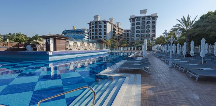 Lielisks atvaļinājums visai ģimenei 5* QUATTRO BEACH SPA & RESORT HOTEL Alanjā, Turcijā! 4