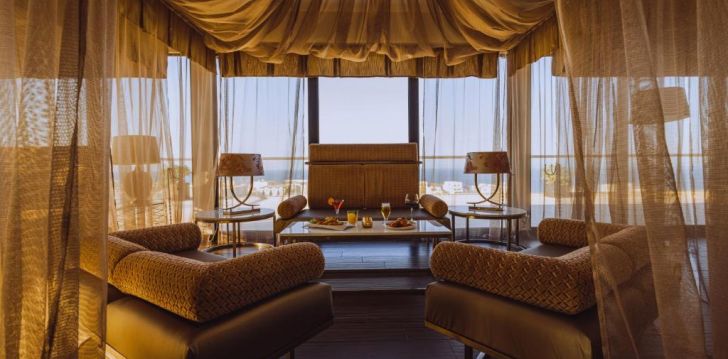 AX THE PALACE 5* - augsta līmeņa viesnīca ar baseinu uz jumta terasas Maltā! 3