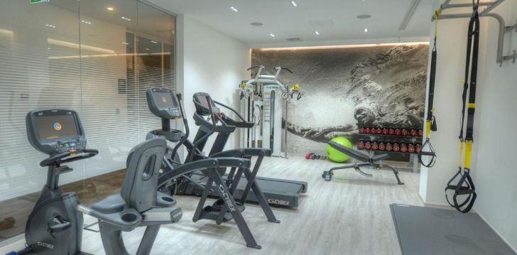 HOTEL JULIANI 4* - eleganta viesnīca ar jumta baseinu Maltā! 13