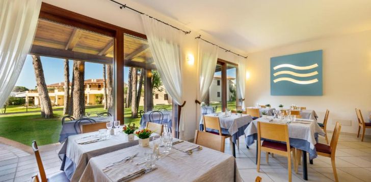 Ģimenes atpūta Sardīnijas ziemeļos 4* BLU HOTEL LACONIA VILLAGE viesnīcā! 9