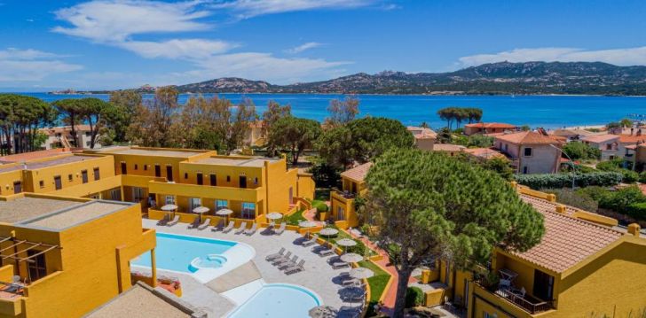 Ģimenes atpūta Sardīnijas ziemeļos 4* BLU HOTEL LACONIA VILLAGE viesnīcā! 4