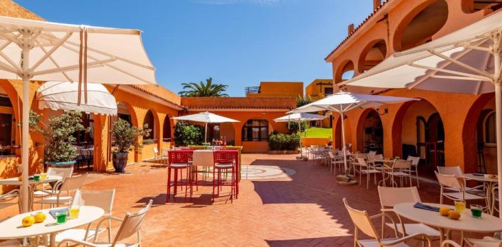 Ģimenes atpūta Sardīnijas ziemeļos 4* BLU HOTEL LACONIA VILLAGE viesnīcā! 8
