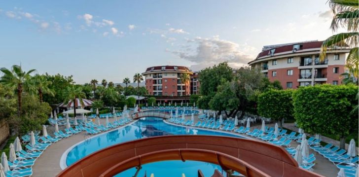 Lieliska piejūras atpūta 5* PALMERAS BEACH viesnīcā Alanjā! 1