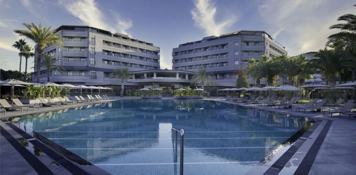 Dodieties atvaļinājumā 5* MIRAMARE BEACH kūrortviesnīcā Sidē, Turcijā! 1