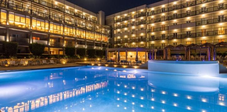 Atvaļinājums ar skatu 4* ARITI GRAND HOTEL CORFU! 1